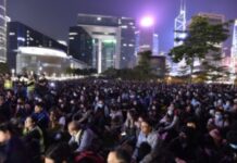 约10萬名市民及信徒參與悼念周梓樂祈禱及追思會