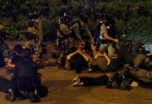 中方强烈谴责美国国会两院审议通过《香港人权与民主法案》