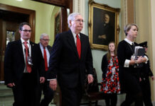 拒绝传唤证人 美参议院下周三举行弹劾总统投票