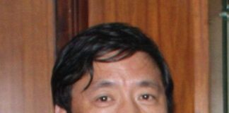 词作者簡介：陳再偉