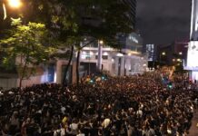 港反送中首例經審訊確定暴動罪 26歲男毆警遭判4年