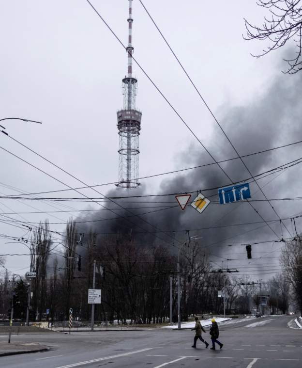 俄入侵烏第六天最新局勢概況：烏重鎮哈爾科夫市中心遭到俄軍炮擊