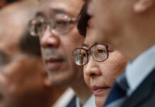 林鄭月娥表示不會向港人道歉 承認她領導的政府在新冠病毒防疫政策上存在缺陷