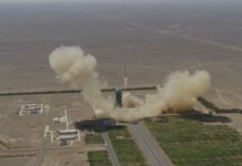 神舟十四號載人飛船進入預定軌道 發射任務圓滿成功