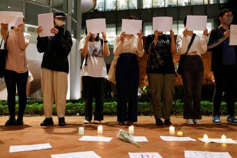 共青團中央承認防疫鬆綁是回應抗議  衛健委宣布「新十條」