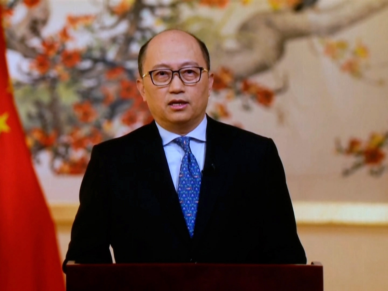鄭雁雄：香港要保持馬照跑、舞照跳、股照炒