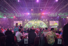 飞镖世锦赛威廉姆斯击败范格文晋级半决赛