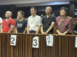 七名中國公民販賣人口和奴役童工在南非被判處20年監禁