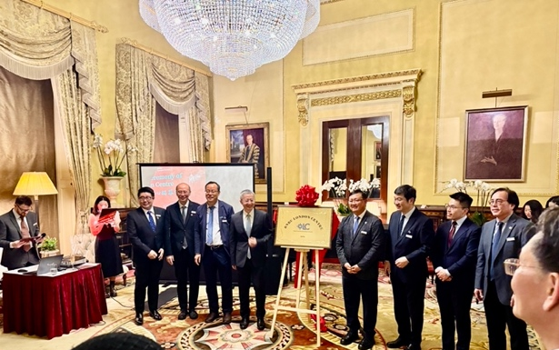 教育出海 塑造高等教育人文交流國際平台 ——北師香港浸會大學倫敦中心正式落成